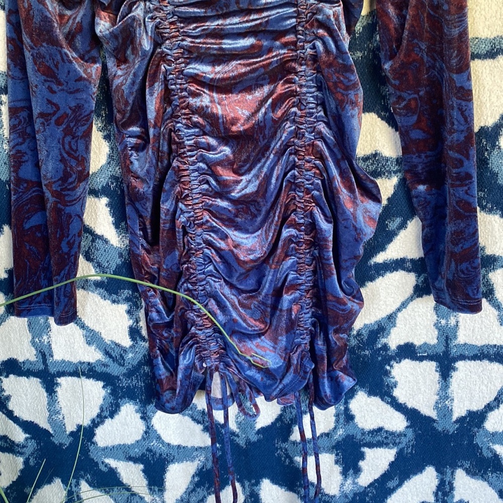 Wild fable purple marble scrunch velvet dress - Picture 3 of 16